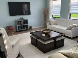 Canal Front Home with salt water Pool and Hot Tub