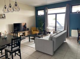 Appartement au bord du lac de l'eau d'heure, hotel in Froidchapelle