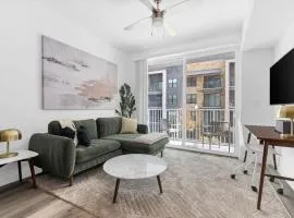 Lodgeur Denton - next to Rayzor Ranch, hospitals, close to UNT