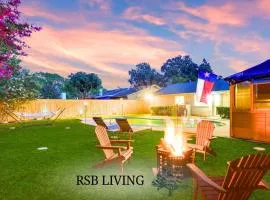 4BR 2B Home with Pool Hot Tub Fire Pit