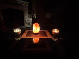 An Elegant Secluded Escape With Peace & Open Skies, hotel a Macon