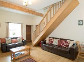 The Stable, Hotel in Foxham