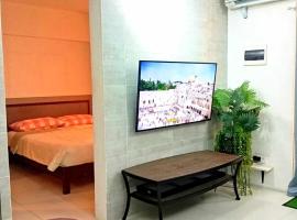 Airport Haven, hotel in Pusok