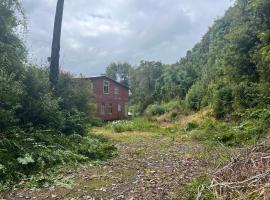 Hastaky, hotel em Chadmo