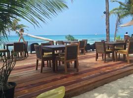 Comfy Cool Breeze by eMzaz โรงแรมในดิฟฟูชิ