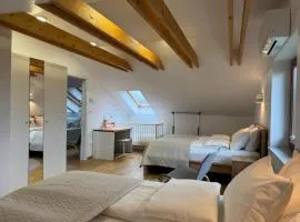 ANMARI Apartment & Rooms