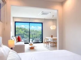 Kamin Casa, Ocean Views & Beach Club