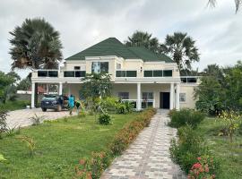 Sanyang Villa - Nature & Coast, hotel na may parking sa Elephant Island