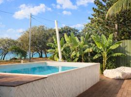 Summer House Magnetic Island, hotel en Arcadia