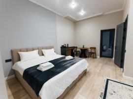 AURA hotel, ξενοδοχείο σε Taraz