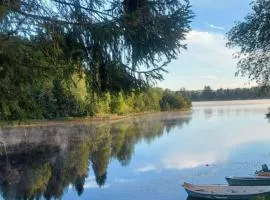 2 bedroom apartment by the river, close to city