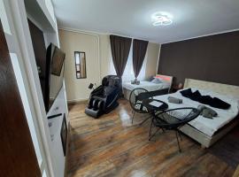 Ilona vendégház - Kisar, hotel em Kisar