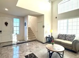 Spacious 3BR 3BA 3 Parking home Near DTLA Pasadena