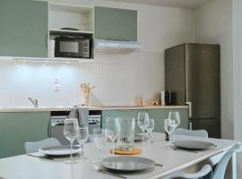 Maison de vacances près du Mont Ventoux, hotelli kohteessa Aubignan