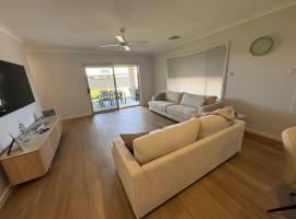 Yarrawonga Sunset Stay, ξενοδοχείο σε Yarrawonga