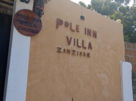 pole inn villa, hotel i Kinyasini