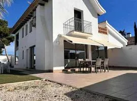 Casa baja las palmeras