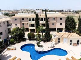 Modern & Fancy ground floor Studio - Pool & Relax, hotel en Tersephanou