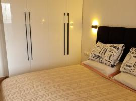 Modern luxury apartment -f4- central Sétif pour 6 personnes, hotel em Sétif