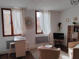 Studio Les Armuriers, 2e ét sans asc, hotel a Condom