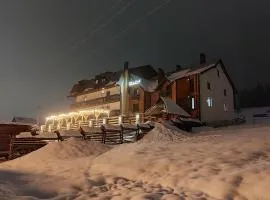 Гук готельно-ресторанний комплекс