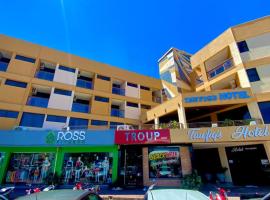 Tawfiqs Hotel，巴拉杜加薩斯的飯店