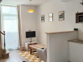 Maison charentaise de charme avec piscine, jardin et salle de sport