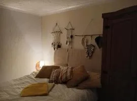 self contained 2 bedroomed garden flat