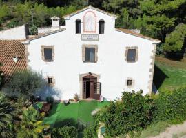 Mas Romeu Rural House, hotel a Calafell