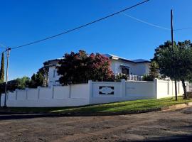 Oppihoek Gastehuis, hotel u gradu 'Kroonstad'