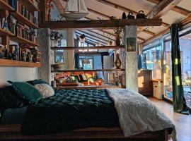 ROSE ROOM for 4 guests in Rose resort Ljubljana, hotel di Ljubljana