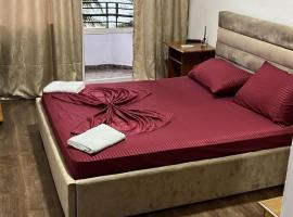 Hotel Te Bakja, hotel v mestu Tushemisht