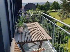 Attic apartment with far-reaching views and balcony for 3 people