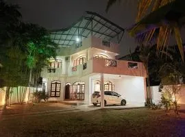 Rishi Lanka Villa Colombo, Stay near the 2026 T20 Cricket World Cup Stadium and the Airport with hot water, AC, & free Wi-Fi