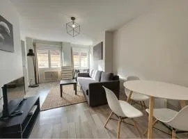 Appartement 4 pers - WiFi & bureau - Centre-ville Saint-Étienne