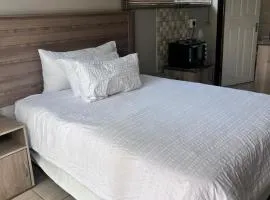 Maggie's Favour Room