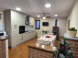AleKS friendly house, hotel en Canale