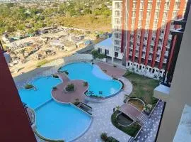 Jearl Cozy and Homey Penthouse with balcony at Primeworld District Mactan Tower P