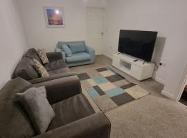 Modern 2BR House Sleeps 5 Free Parking Contractor Friendly Van parking, hotell sihtkohas Middlesbrough