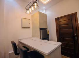 Luxe Suites, chalupa v destinaci Ashalebotwe