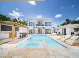 Green Palace 7 Bedroom Villa in Sosua with Security