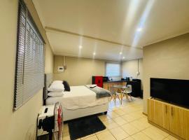 Hei Stays Bachelor Apartment, hotel din Bronkhorstspruit