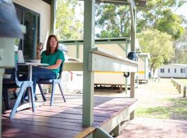 Molloy Holiday Park, Hotel in Kudardup