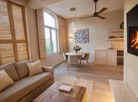 Japandi Apartment, Cityview Elevator