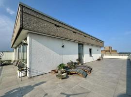 Rheinpanorama Penthouse Neuss Düsseldorf، فندق في نويس