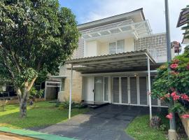 AFA House Sentul City โรงแรมในCitaringgul 1