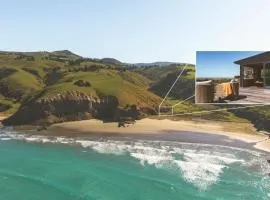 Romantic Raupo Beach Luxury Escape