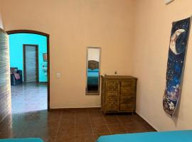 Casa CLARY, hotel em Tecomán