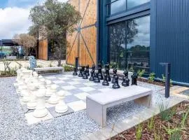 Silverlakes Aparthotel