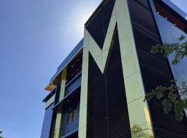 M'M Hotel, hotell i Tandag